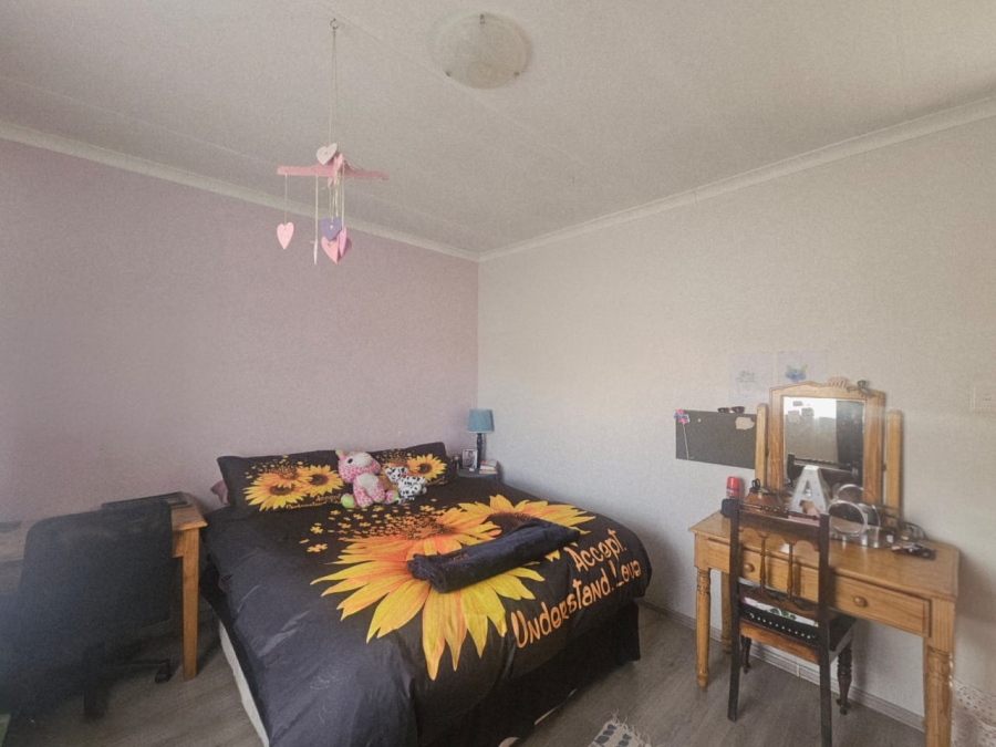 4 Bedroom Property for Sale in Ladybrand Free State